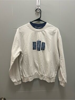 Decorated Originals Embroidered Crewneck Size L White Blue Winter Cottagecore